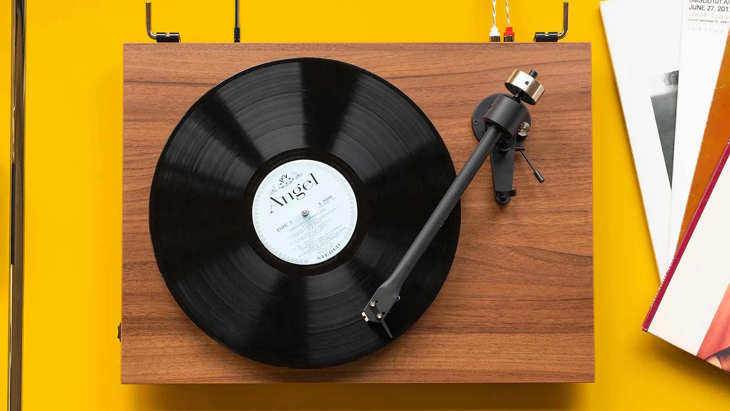 Pro-Ject: T2 Turntable