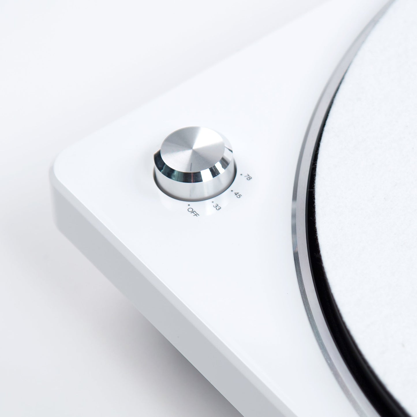 Denon: DP-450USB Turntable - White (DP450USBWT)