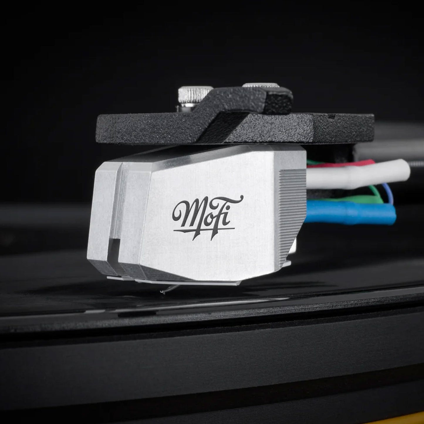 Mofi Electronics: UltraDeck Turntable