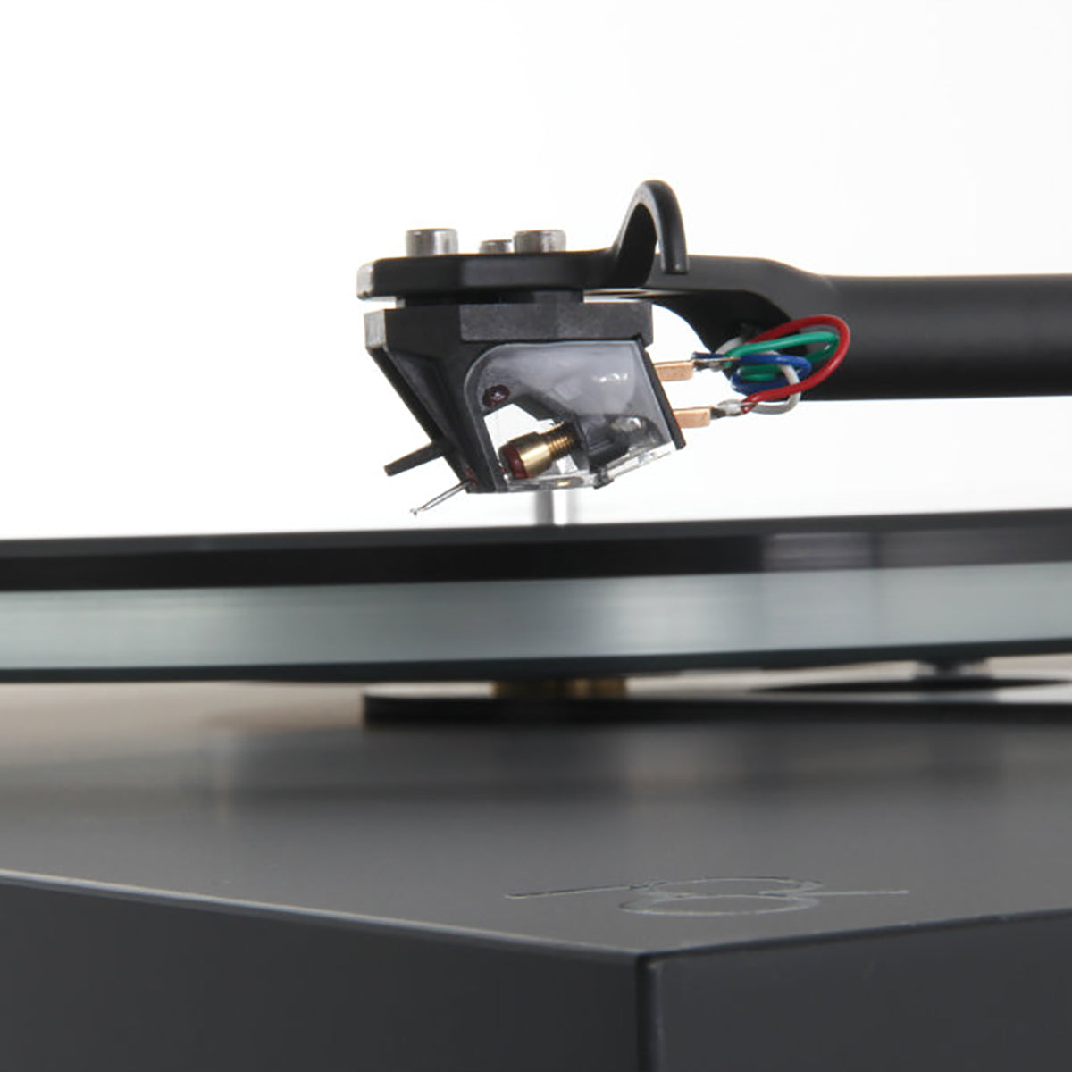 Rega: Planar 6 Turntable w/ Ania MC - Black