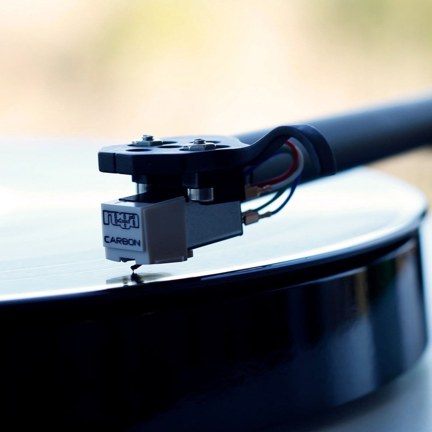 Rega: Planar 1 Plus Turntable w/ Built-In Phono Preamp - Matte White